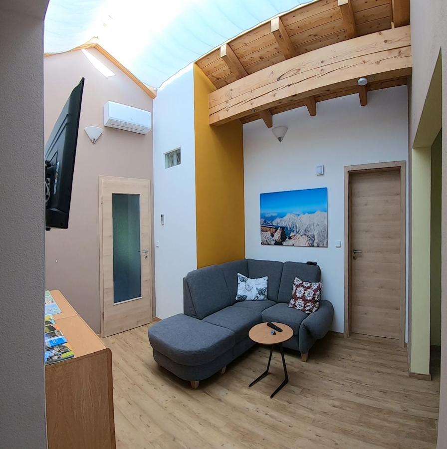Exclusiv - Ferienwohnung Hinterreiter アインリング エクステリア 写真