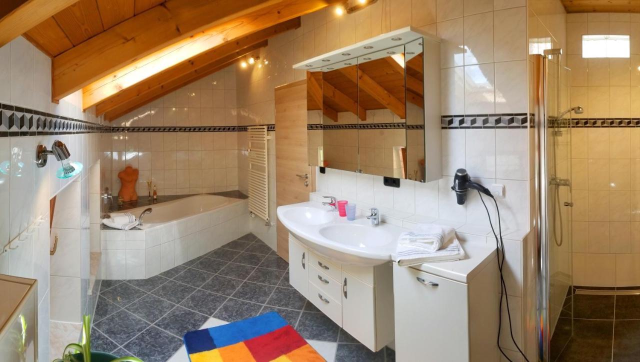 Exclusiv - Ferienwohnung Hinterreiter アインリング エクステリア 写真